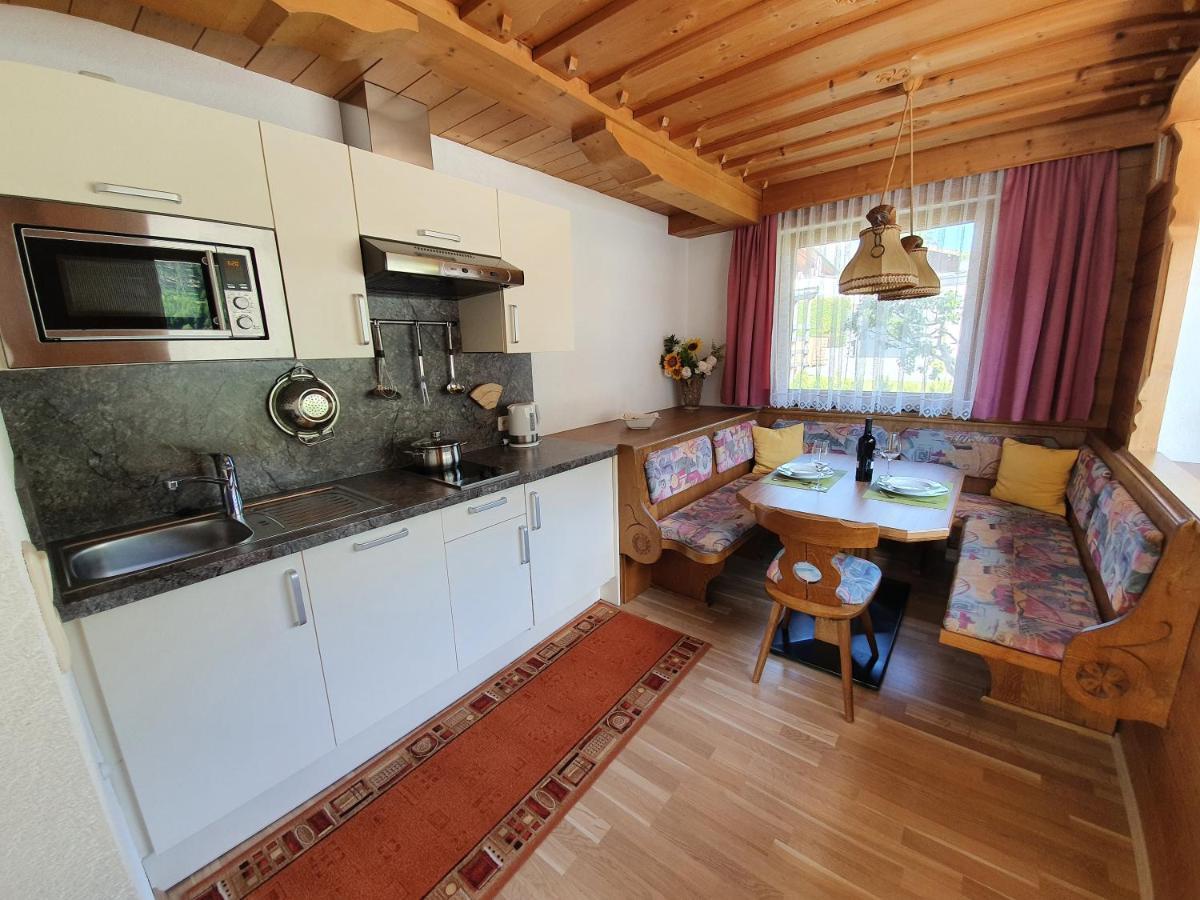 Gaestehaus Tirolergruss Pettneu am Arlberg Bagian luar foto