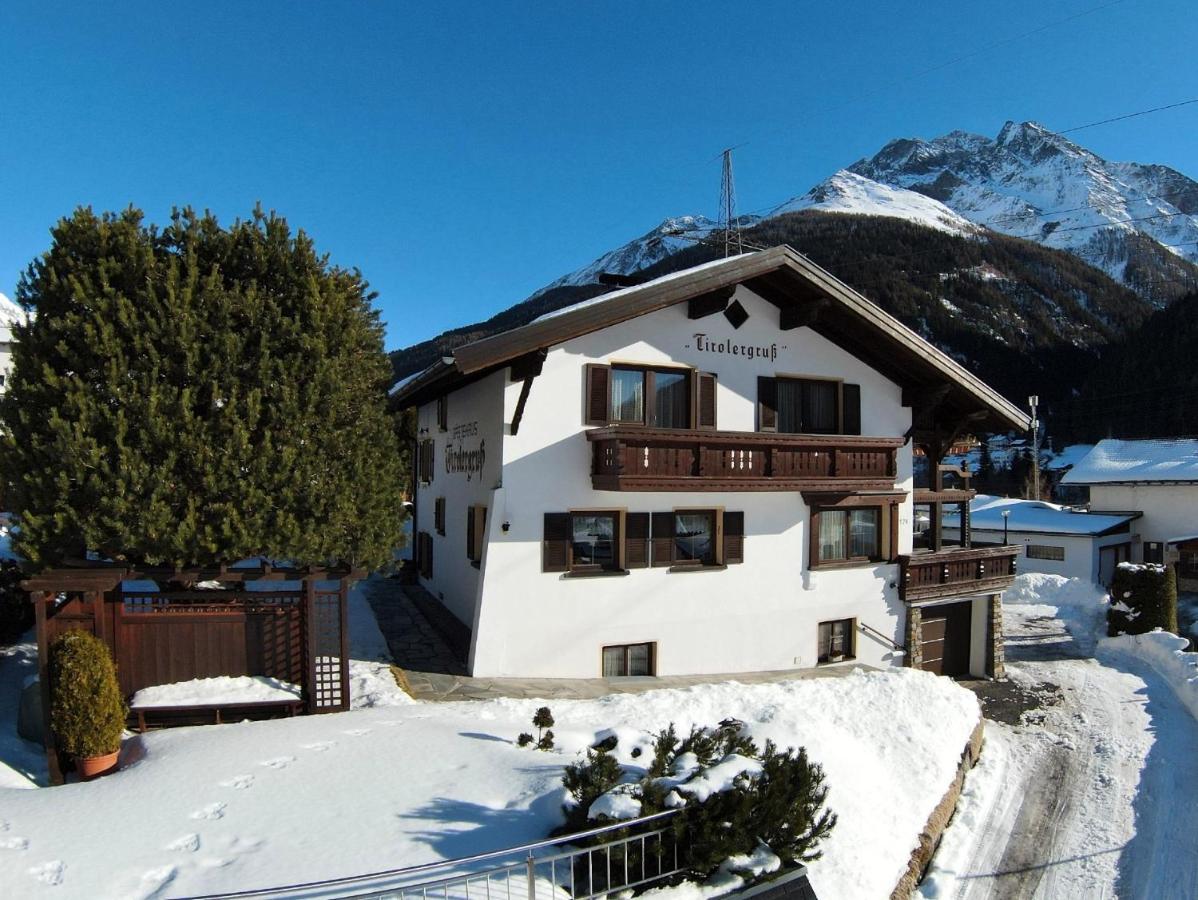 Gaestehaus Tirolergruss Pettneu am Arlberg Bagian luar foto